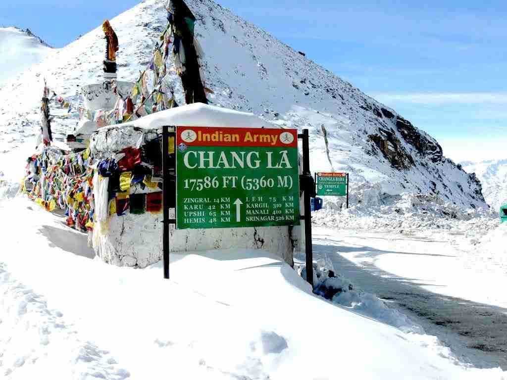 Frozen Changla - The Third Highest Motorable Pass