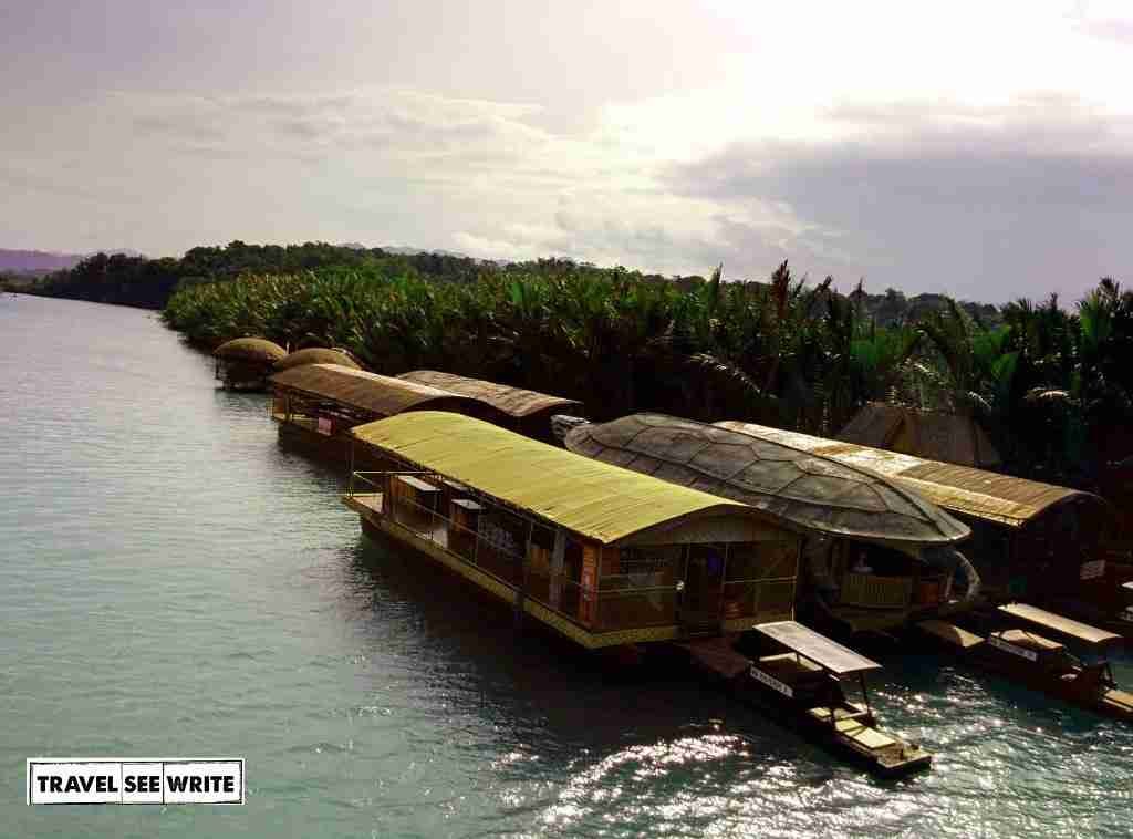 Loboc River Floating Restaurant