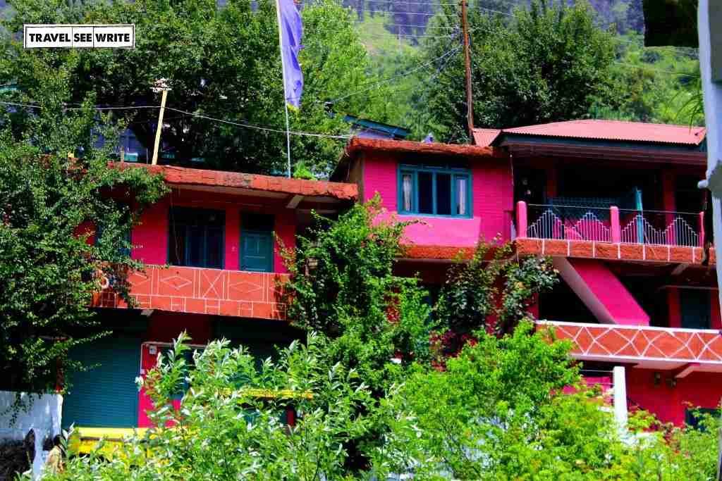 Houses at Sarahan