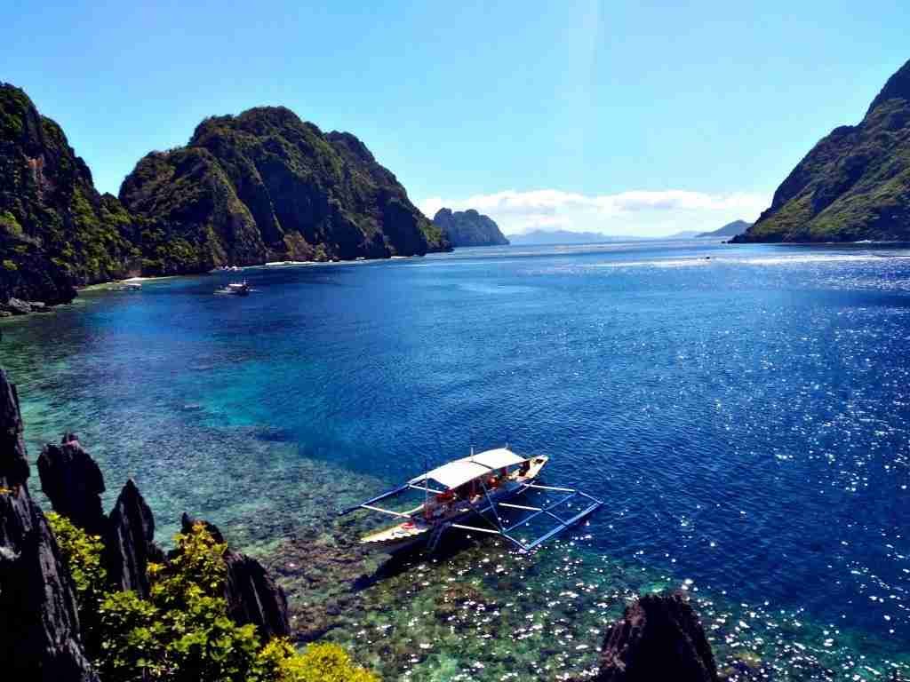 Why Philippines is the best Asian Paradise?