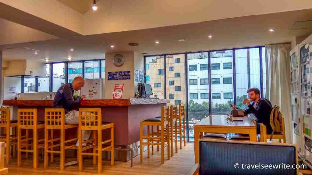 Lounge Area of Oak Cabin Hostel, Tokyo