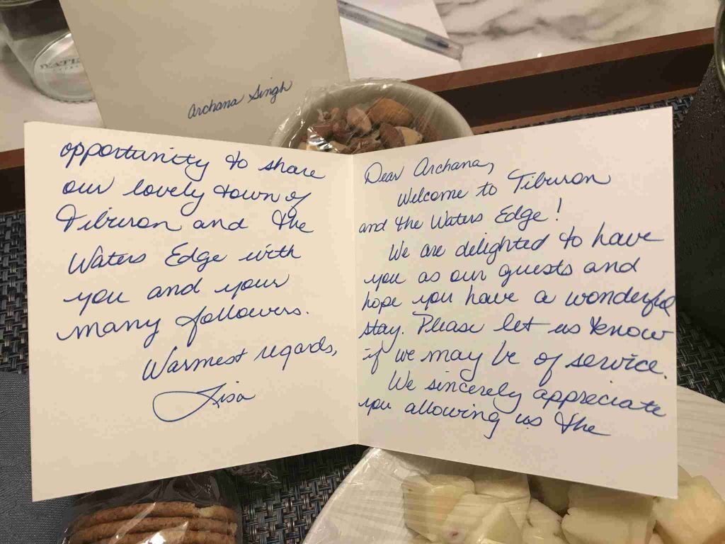 Who doesn't love handwritten messages. I definitely do.