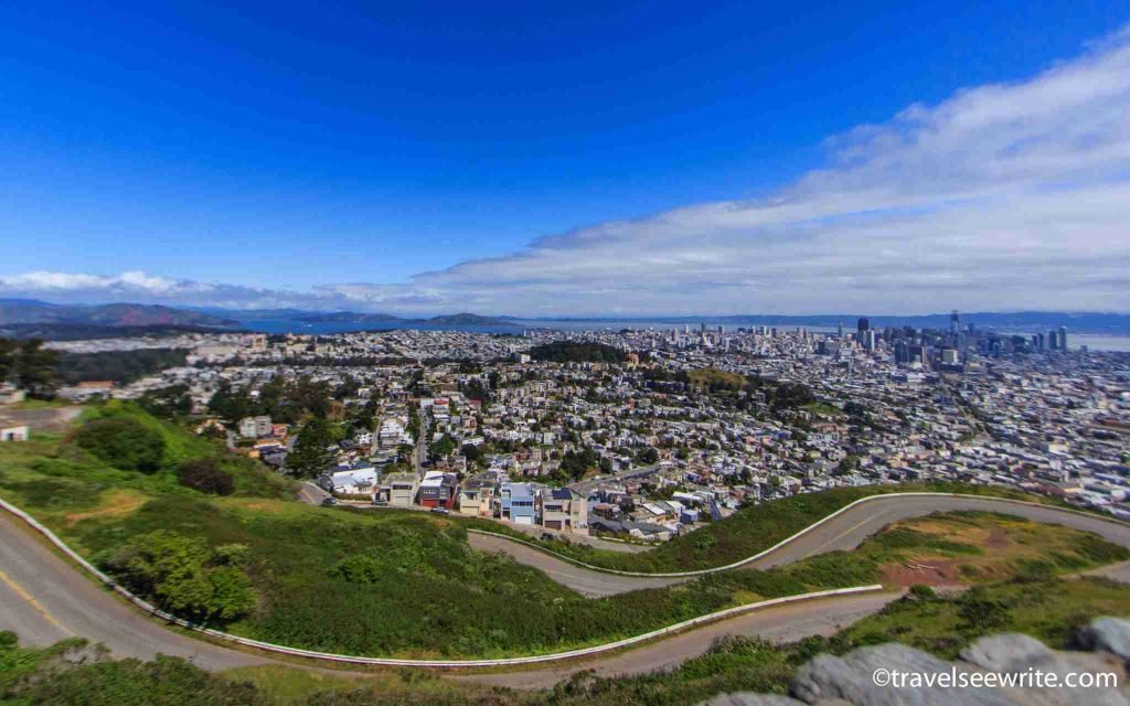 Bird's view of the Golden Gate city of San Francisco from the Twin Peaks