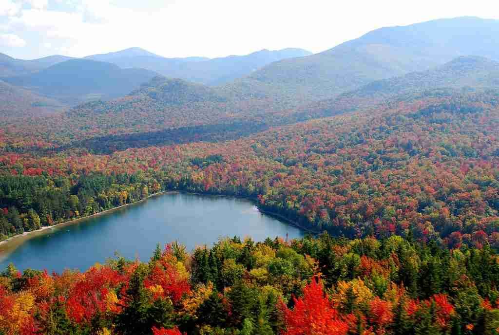 The fall beauty of Adirondacks, New York. Pic cc Experience Adirondack