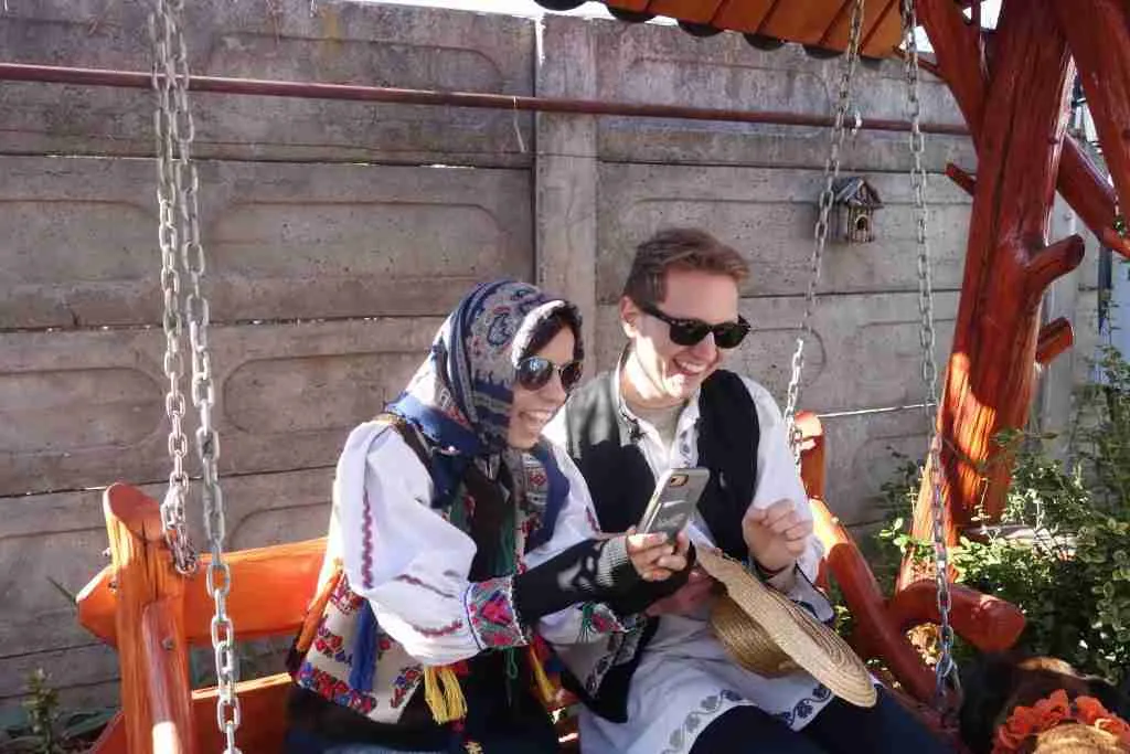 Things to know before you travel to Romania: Dress in a traditional Romanian attire