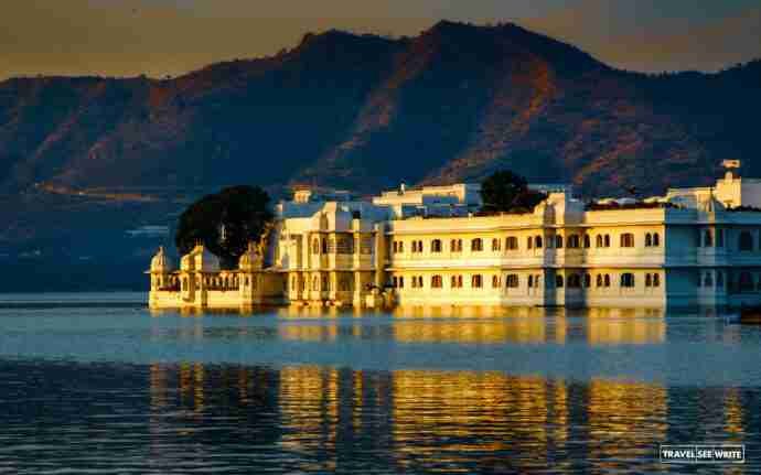 The best places to visit in Udaipur in 24 hrs to 7 days - travelseewrite