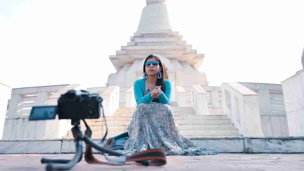 How To Shoot and Edit Travel Vlogs To Make Them More Compelling