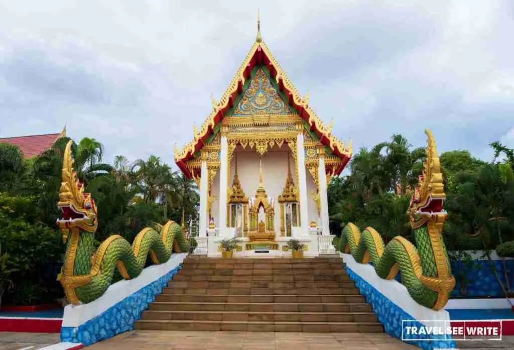Mistakes to avoid in Phuket - 15.	Visiting temples in skimpy clothes
