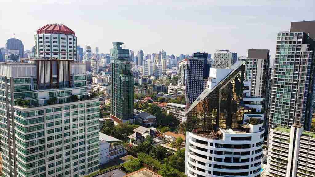 Sukhumvit is a great area in Bangkok for sightseeing and shopping 