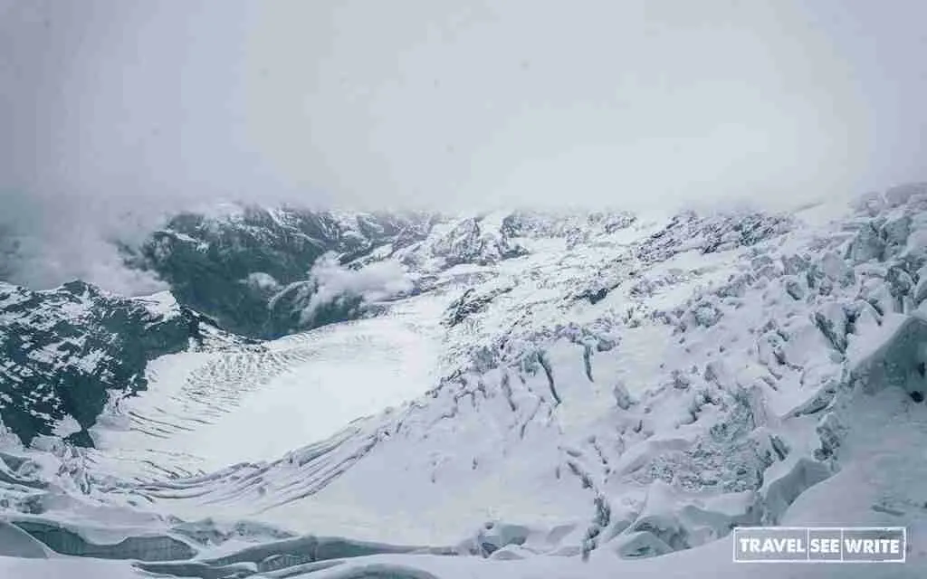 Stretching over 23 kilometres, the Aletsch Glacier in canton Valais is the longest in Europe, measuring 1.5 kilometres wide on average and 900 metres at its thickest point.