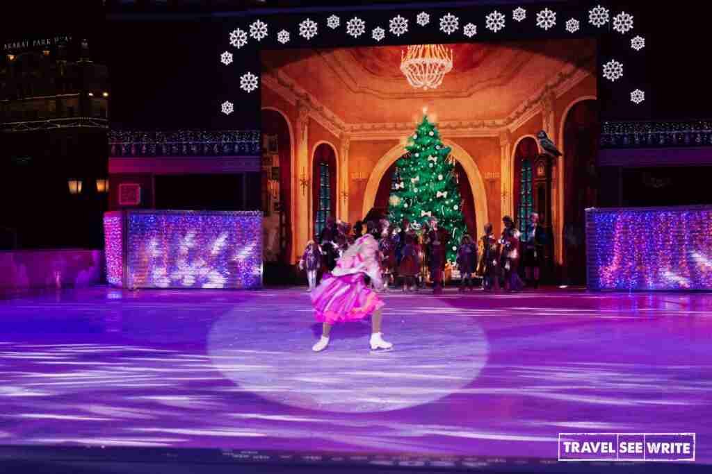 One of the best things to do during Christmas time in Moscow is to see a traditional ballad performance such as "The Nutcracker"