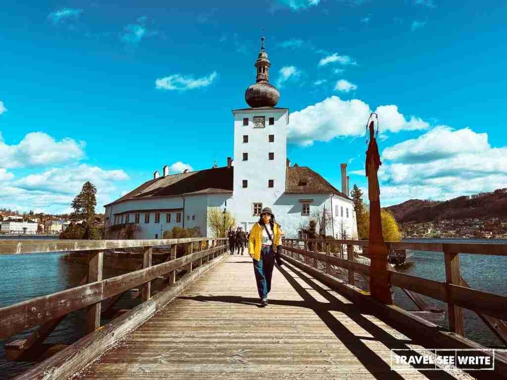 The wooden bridge that connects the Schloss Ort and the land.