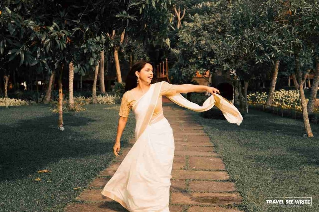 Kerala Travel Guide: Unlocking the secrets of Ayurveda and Backwaters