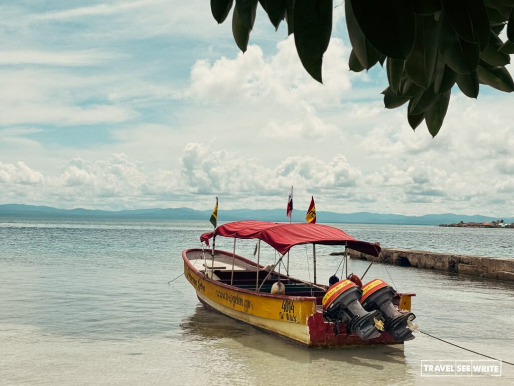 Indigenous people of Panama - San Blas Islands is the autonomous territory of the Guna people