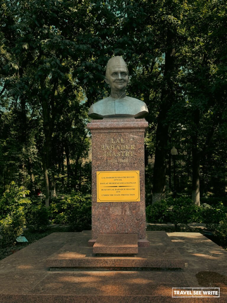 Lal Bahadur Shashtri statue in Uzbekistan
